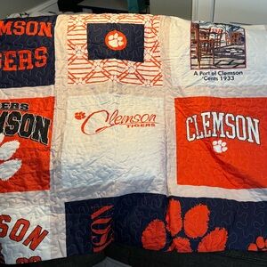 Beautiful Clemson Tigers Quilt Style Blanket Full Size 96”x84” Never Used NWOT